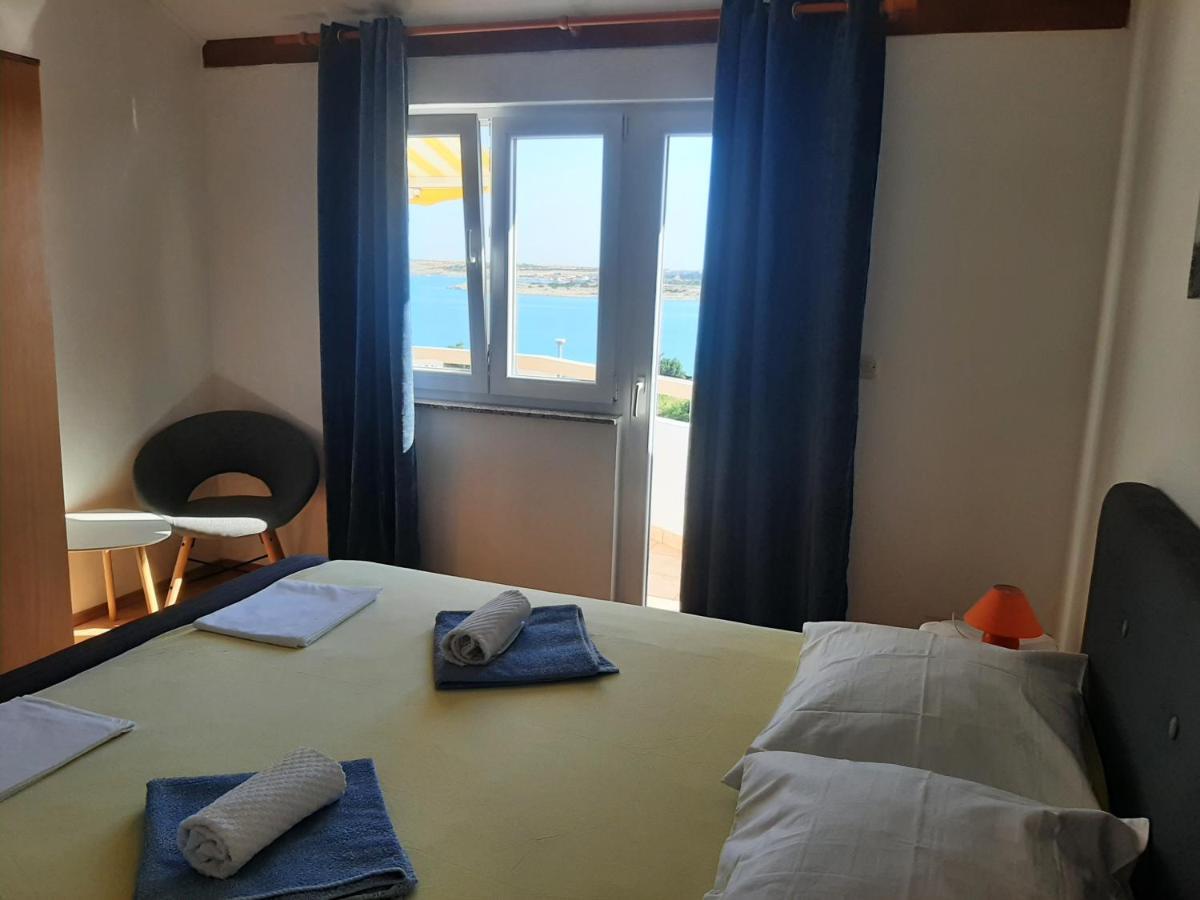 Apartments Donadic I, Caska Новаля Екстериор снимка
