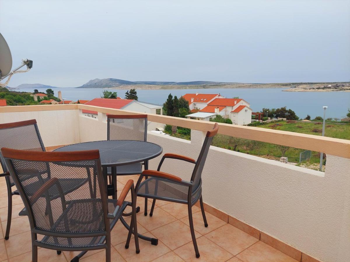Apartments Donadic I, Caska Новаля Екстериор снимка