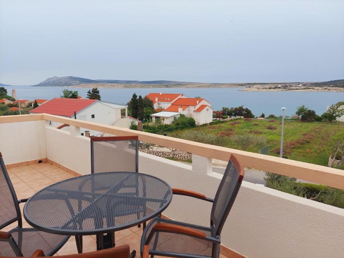 Apartments Donadic I, Caska Новаля Екстериор снимка